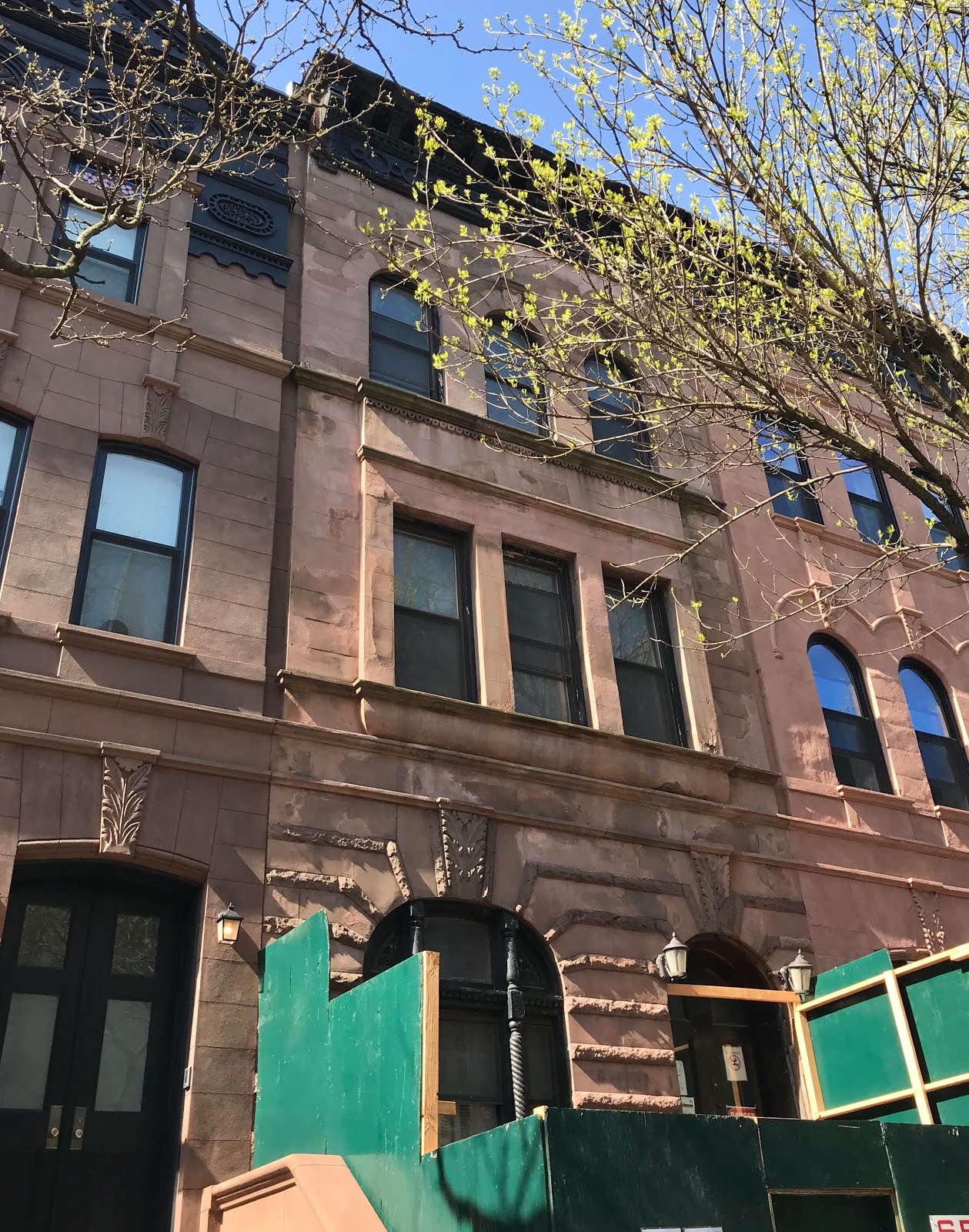 H A R L E M + B E S P O K E DWELL 34 WEST 119TH STREET SOLD IN DECEMBER