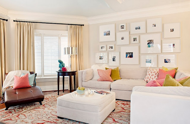 Decorar com quadros, nuvem de quadros. Blog Achados de Decoração Decorar com quadros, nuvem de quadros. Blog Achados de Decoração