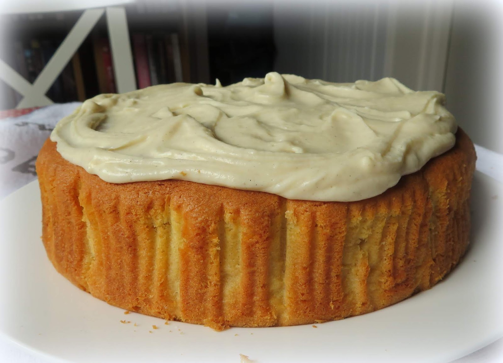 The English Kitchen Vanilla & Cardamom Cake