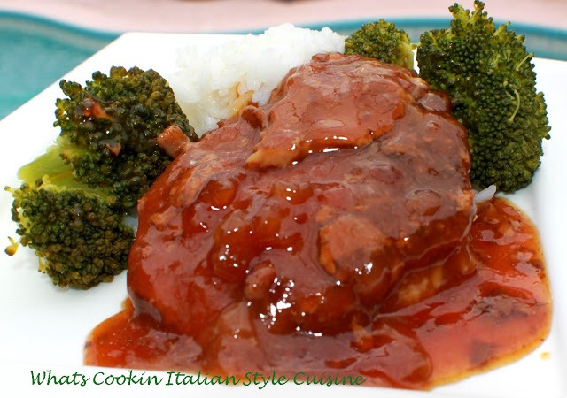 this is a delicious Asian style soy sauce gravy with beef and broccoli