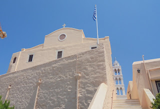 ο καθολικός ναός του αγίου Γεωργίου (Σαν Τζώρτζης) στην Άνω Σύρο