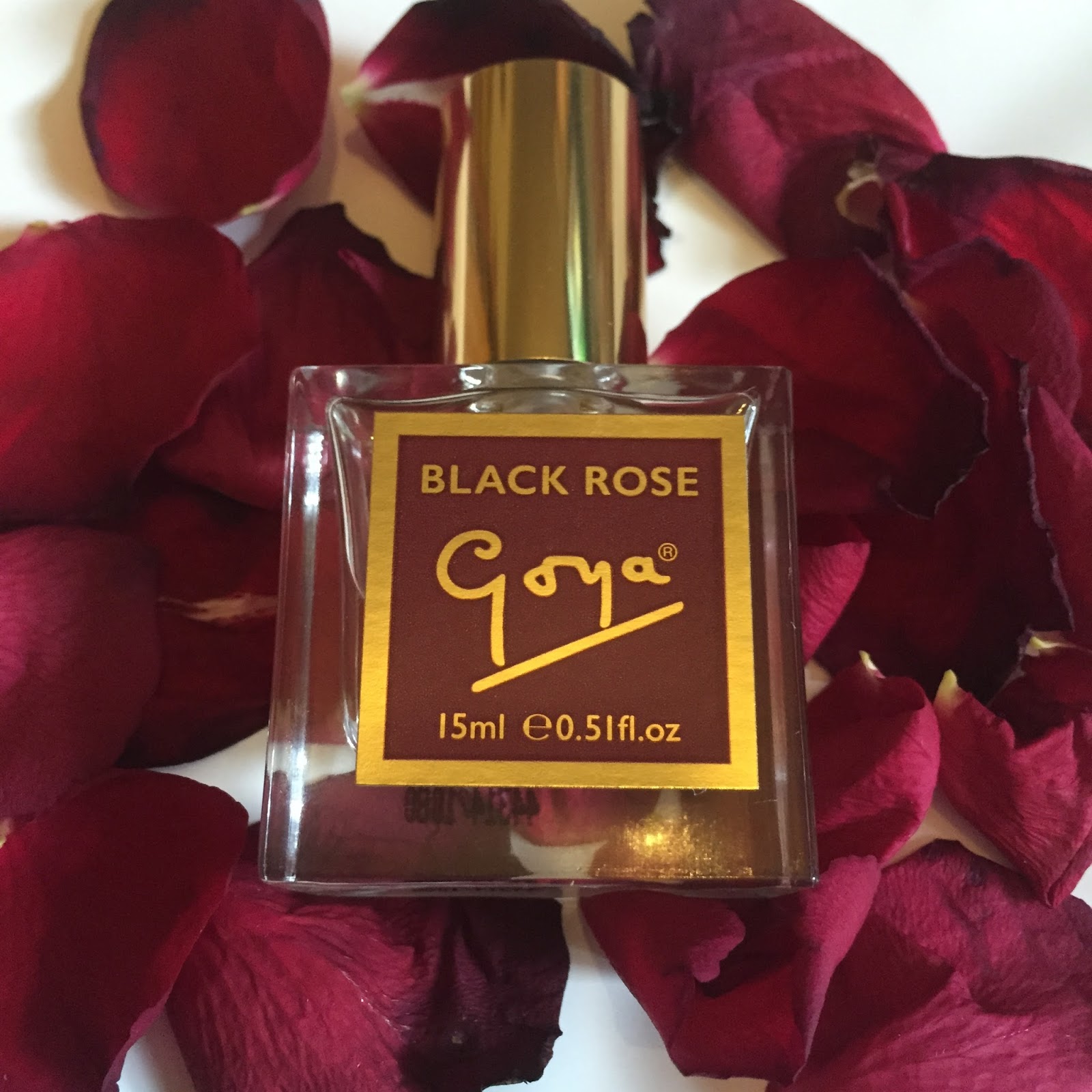 The Powderpuff Room Black Rose Fragrance Goya Review