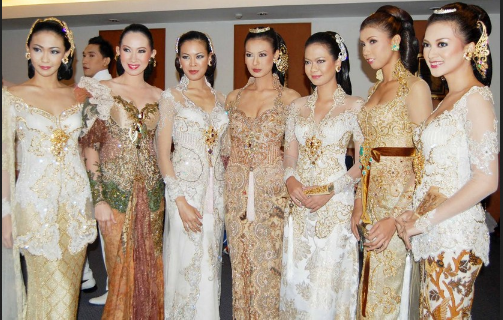 kebaya pengantin brokat
