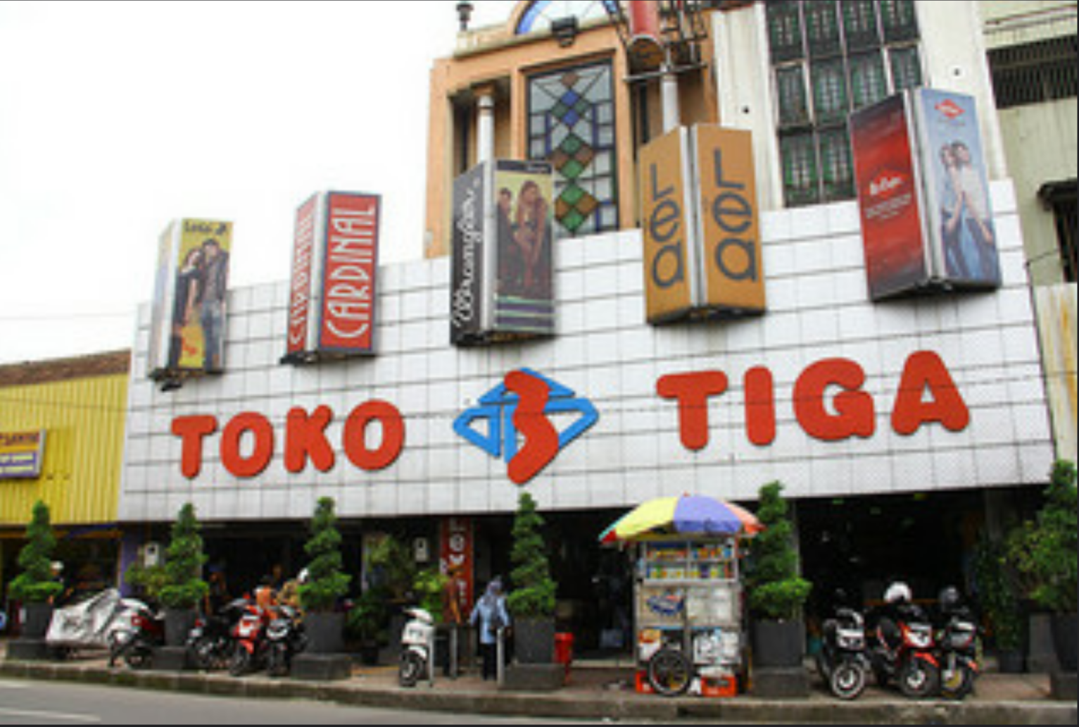  Toko  Tiga Original Jeans  Bandung  Trip Center Bandung  
