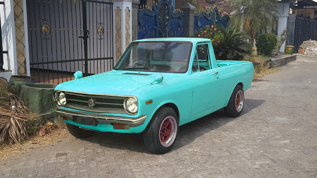 Datsun Curut Pertamina (Sunny B120)