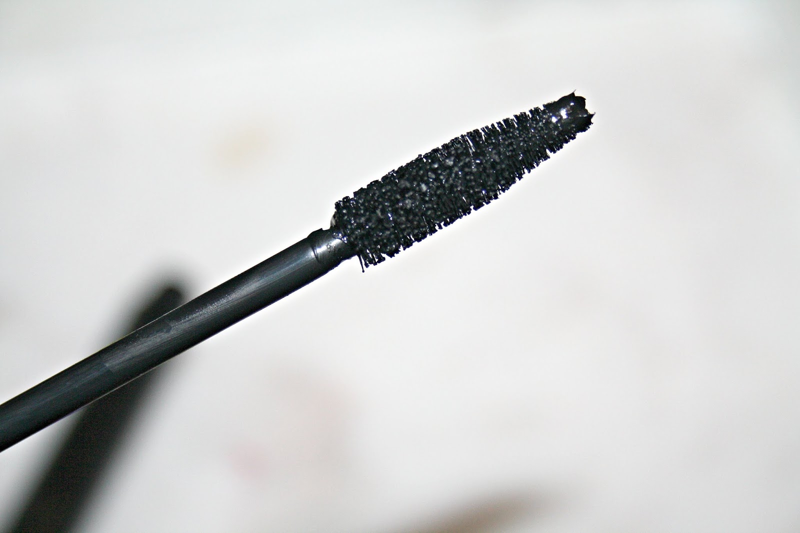 omgive Ødelægge Samuel Beautyqueenuk | A UK Beauty and Lifestyle Blog: MAC False Lashes Mascara -  Carbon Black