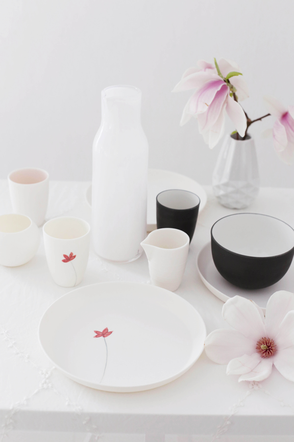 Panna Cotta Tarte mit Holunderblüten-Rhabarber | Fräulein Klein ...