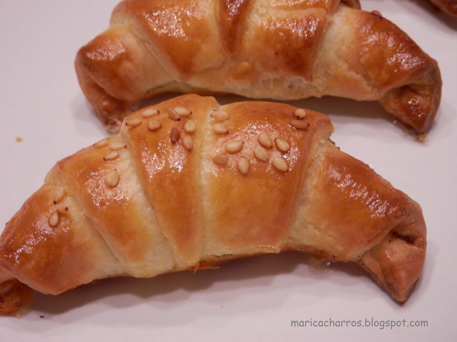 Minis croissants con masa quebrada de queso Maricacharros