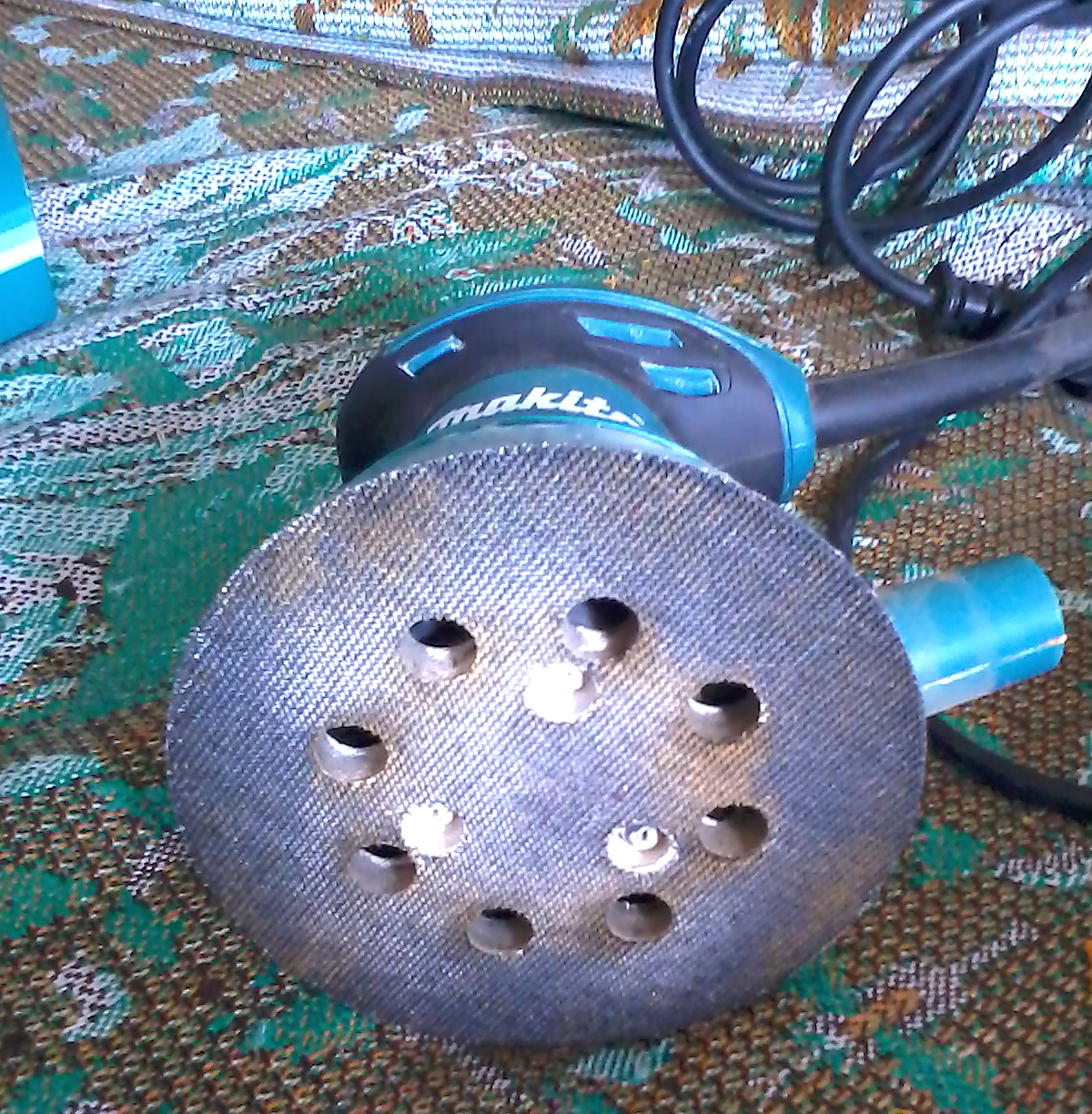 Makita BO5030 орбитальная шлифмашина Ремонт своими руками и ногами