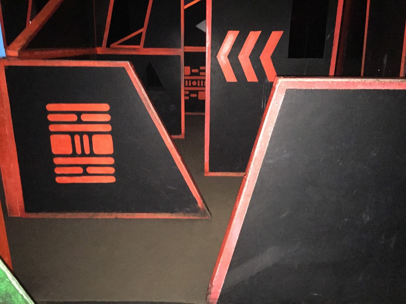 Tiviachick Loves Laser Tag Paintball Palace