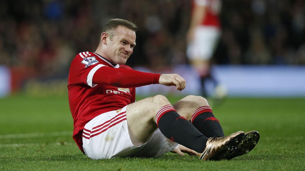 Wayne Rooney faces injury setback