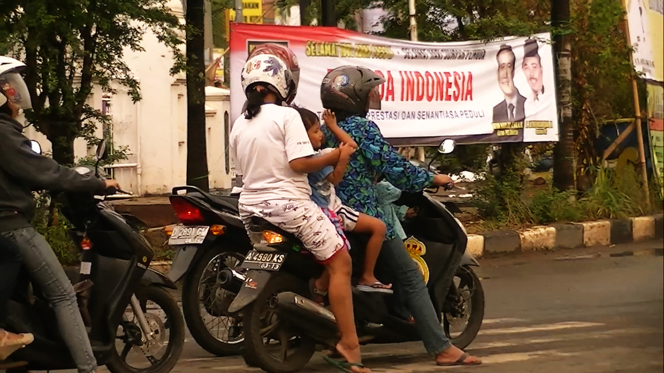 Pelanggaran Lalu Lintas Media Pembelajaran Geografi