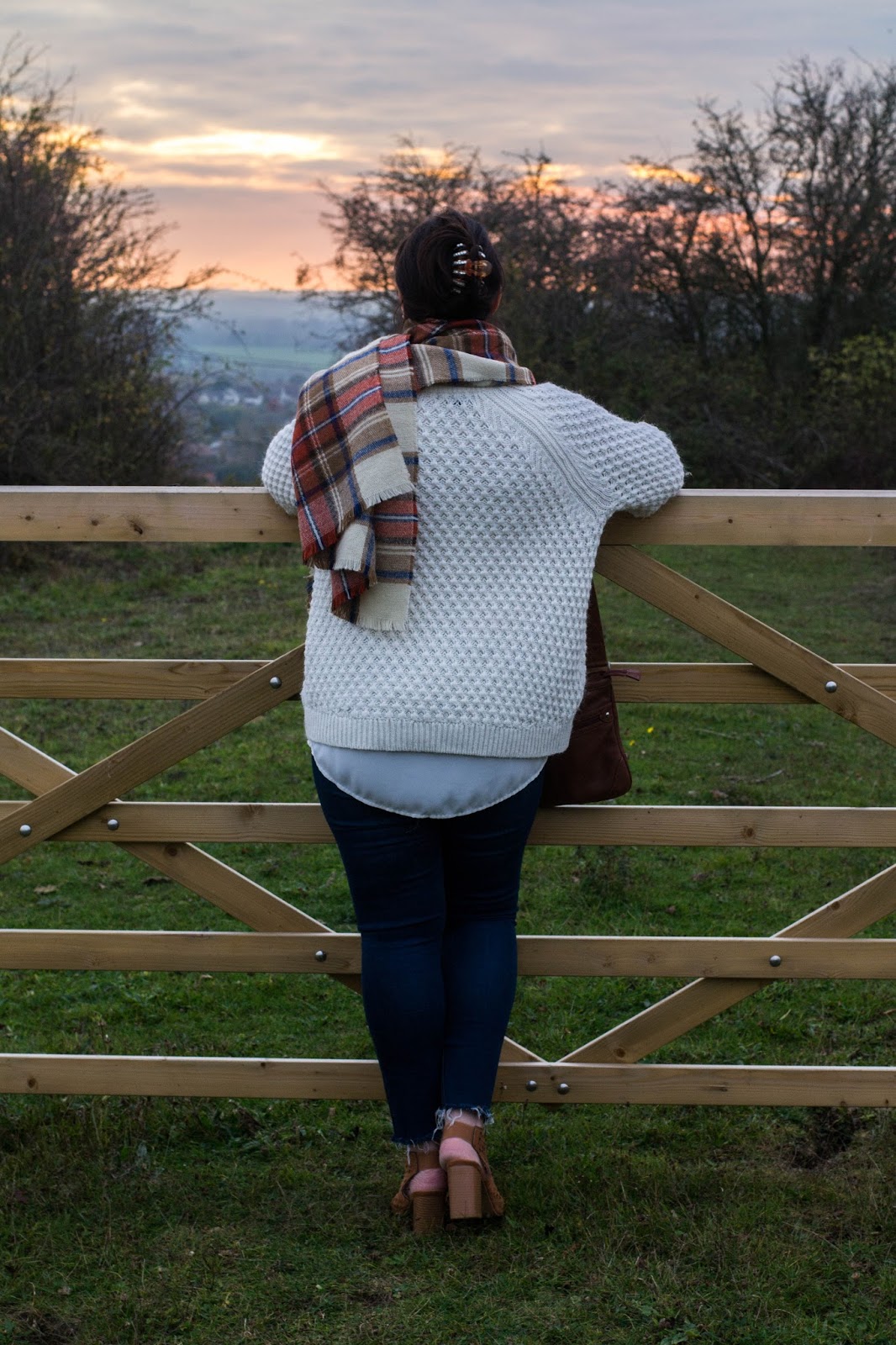 Peep toe booties. | Mummabstylish