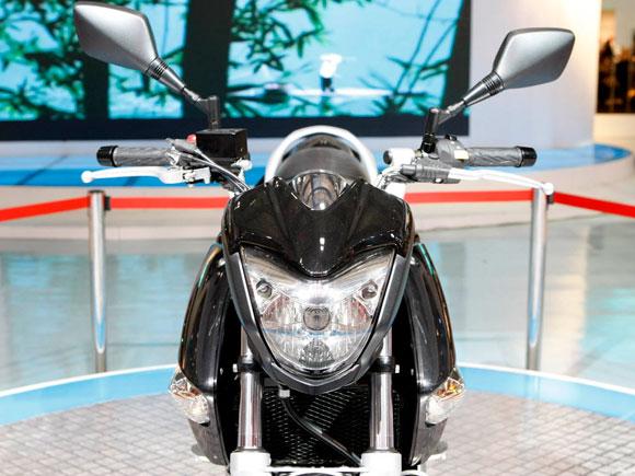 2015 suzuki gw250 review