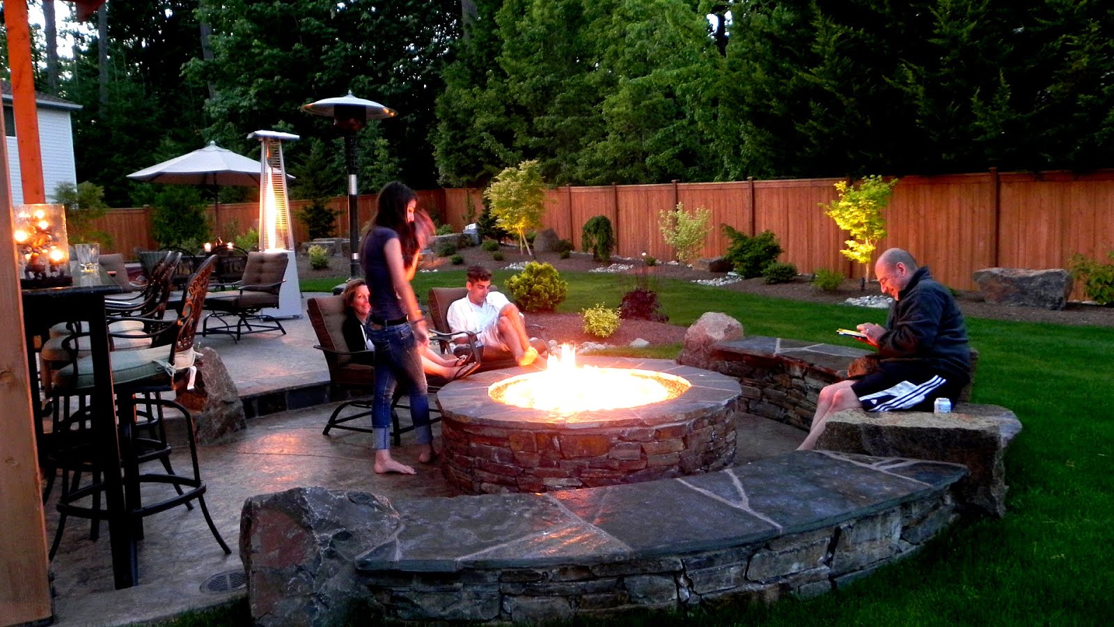 Outdoor Patio Designs With Fire Pit - Fire Choices