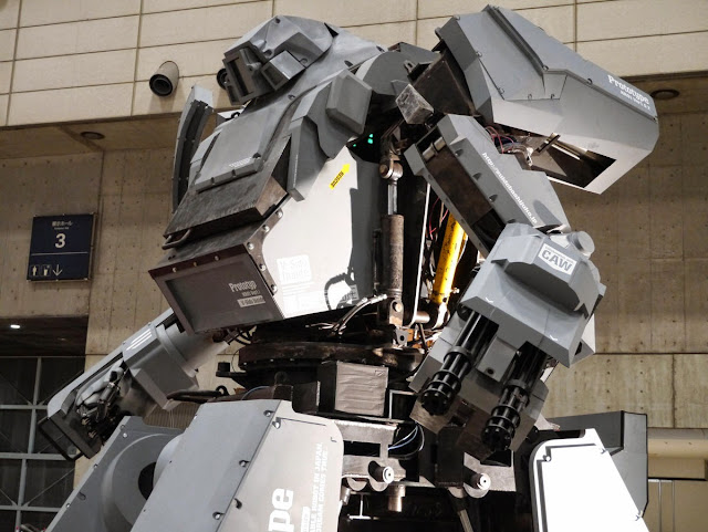 KURATAS Robot Raksasa Yang Bisa Dikendarai