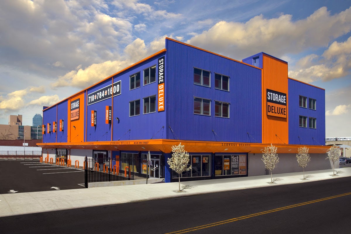 Long Island City, Land of Storage