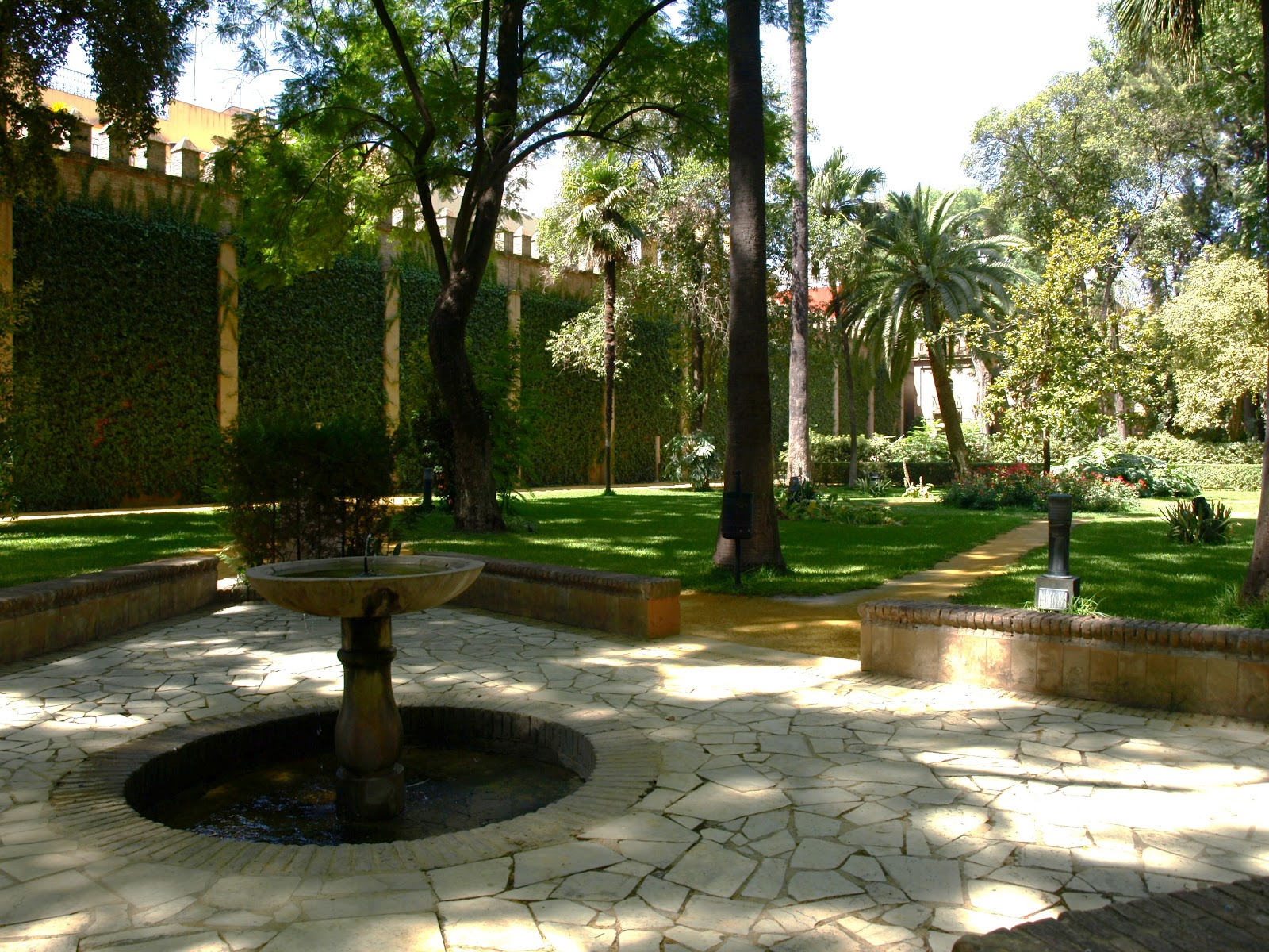 HISTORIARTE SEVILLA.: PALACIO GÓTICO Y JARDINES