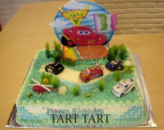 Gambar Model kue tart ulang tahun anak laki laki