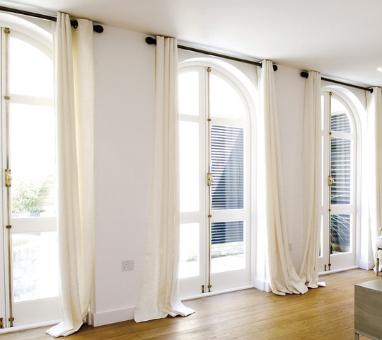 Tips On How To Pick The Right Curtains For Your Living Room