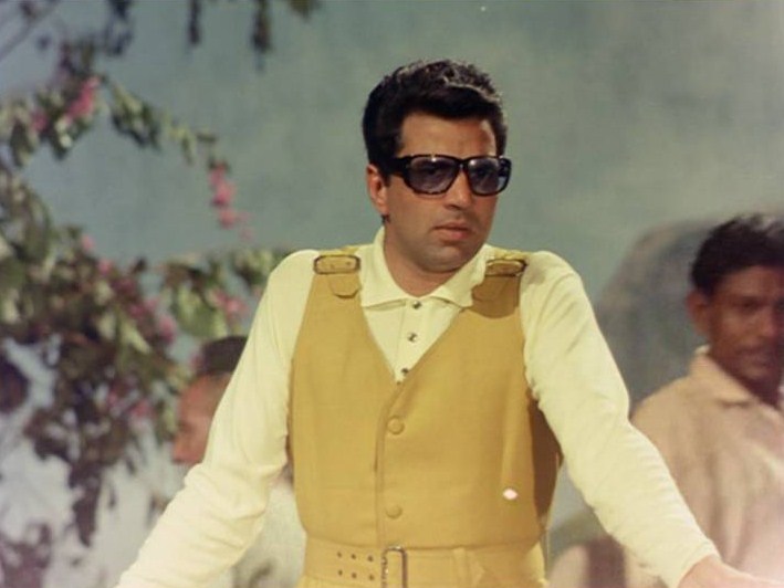 Bollywood Movie Fashion: Dharmendra in Raja Jani (1972)