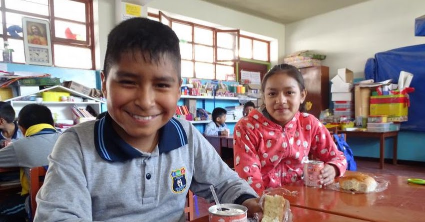 QALI WARMA: Programa social y escuela Jesús El Nazareno promueven buenos hábitos alimenticios en escolares de Moquegua - www.qaliwarma.gob.pe QALI WARMA: Programa social y escuela Jesús El Nazareno promueven buenos hábitos alimenticios en escolares de Moquegua - www.qaliwarma.gob.pe