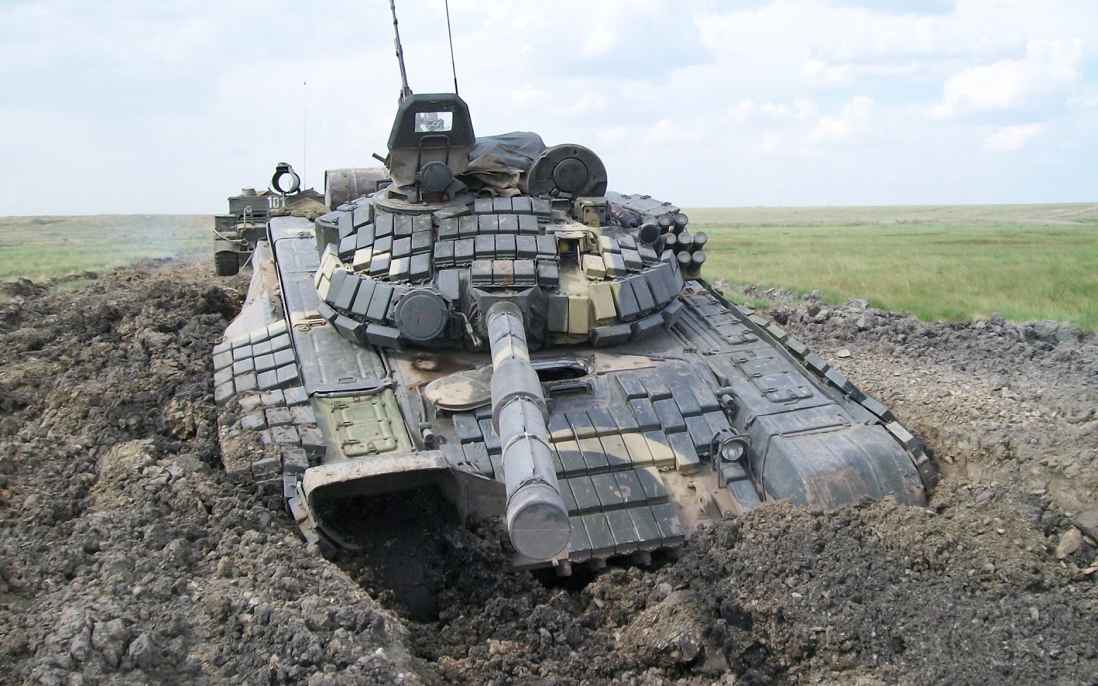 most powerfull and modern war tank most powerfull and modern war tank