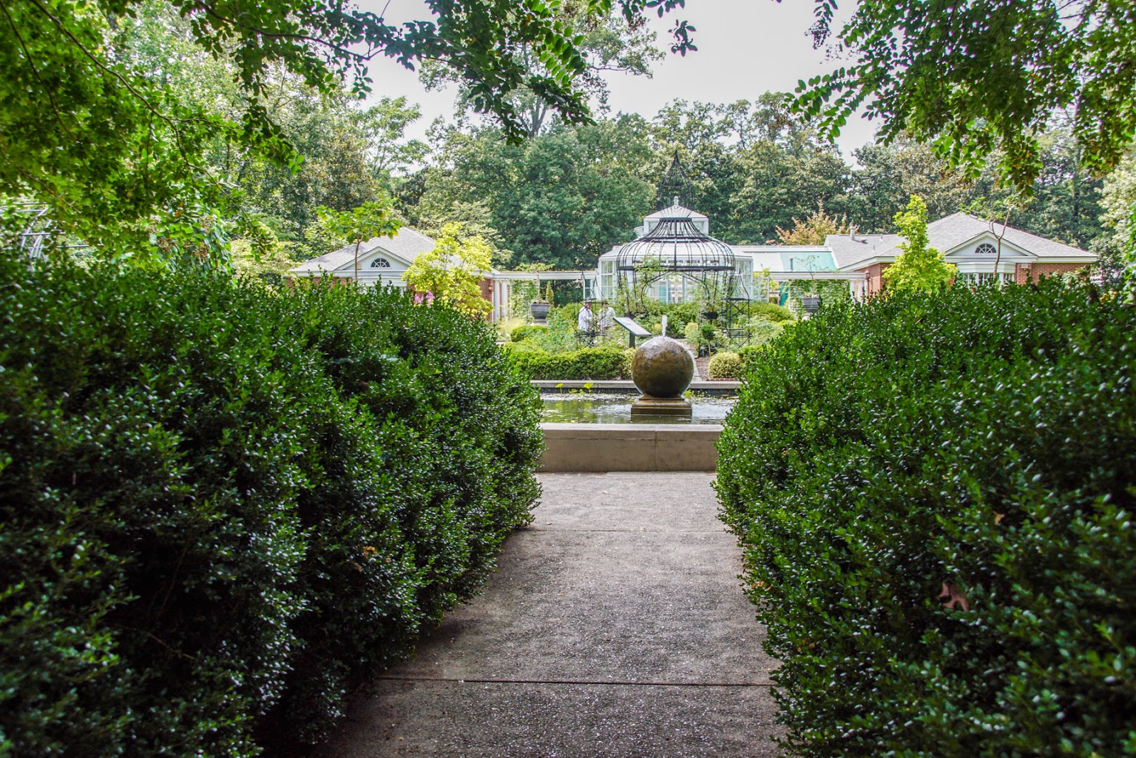 Memphis Mid-South Sights: Dixon Gardens