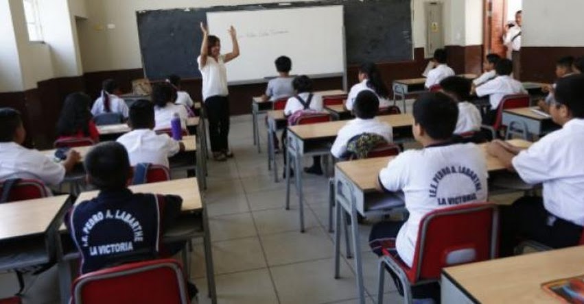Proyecto de Reglamento de Educación Privada (Hugo Diaz) Proyecto de Reglamento de Educación Privada (Hugo Diaz)