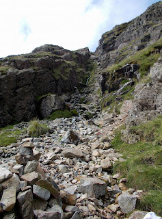 Foxes Tarn Route to Scafell hiking scafell from wasdale head