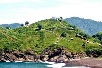 Bukit domba di Teluk Love