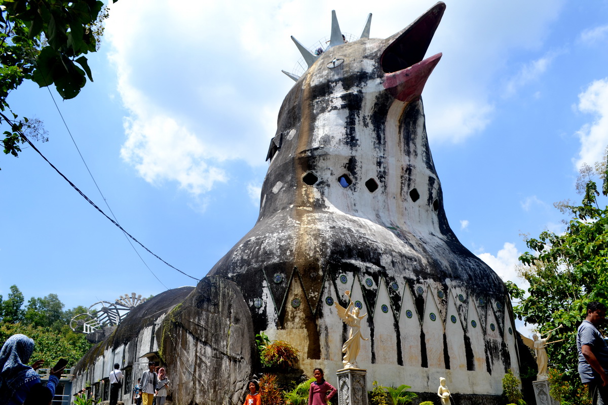 Gereja Ayam, Wisata Alternatif Setelah Candi Borobudur