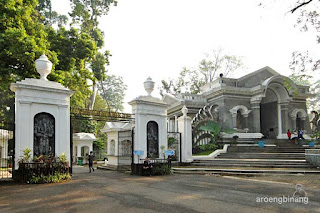 gerbang kebun raya bogor