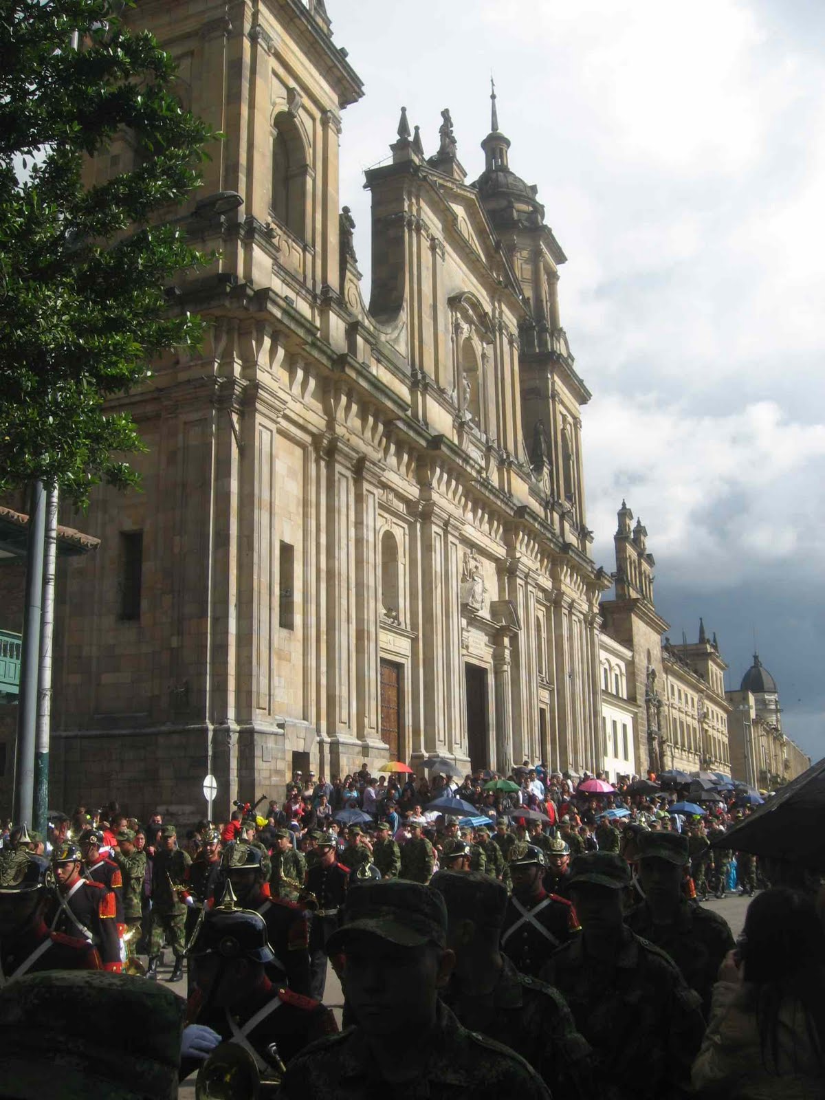 Mike's Bogota Blog: La Candelaria's Churches