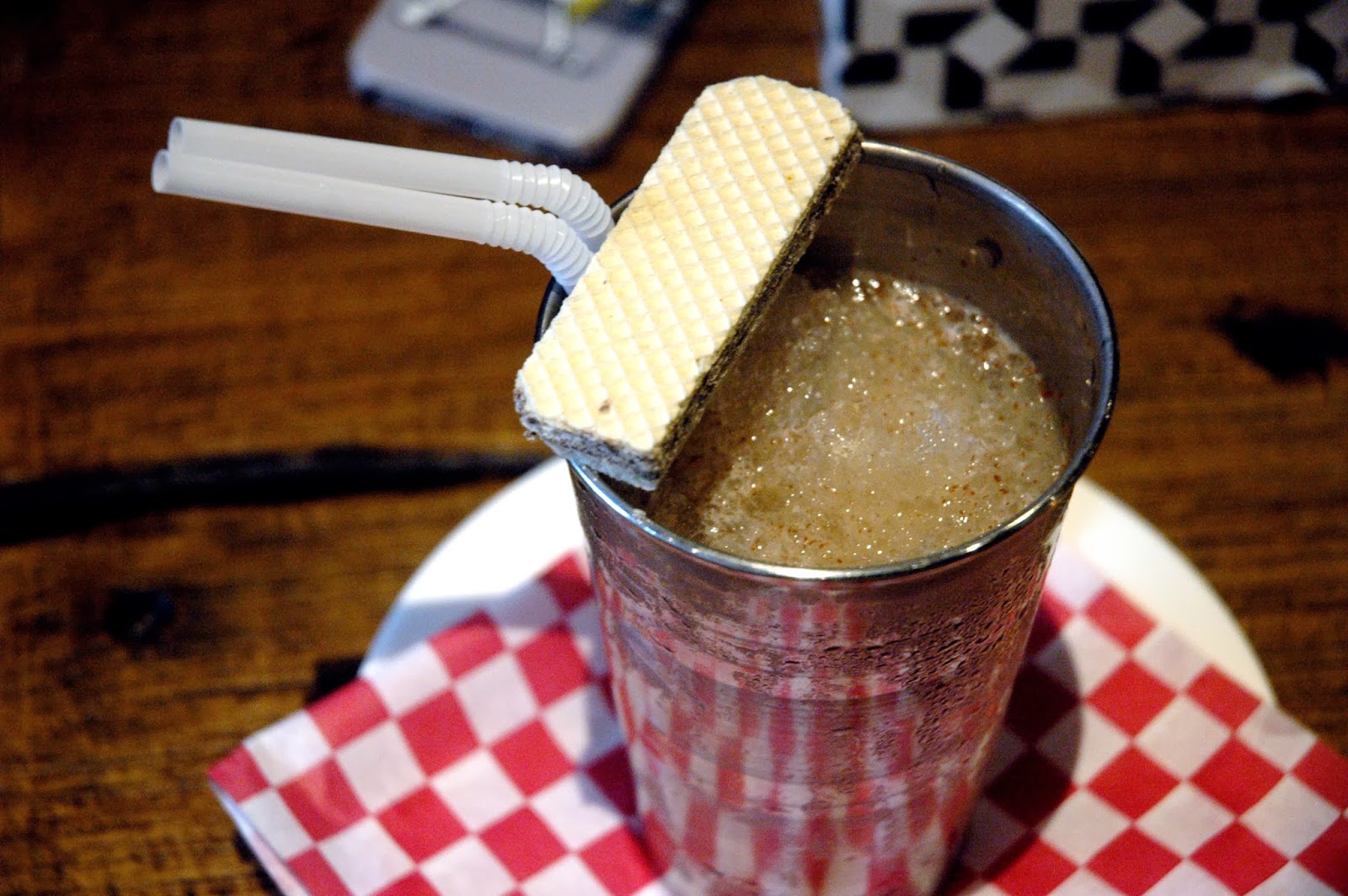 DUDE FOR FOOD Cool Cocktails at Hatch 22