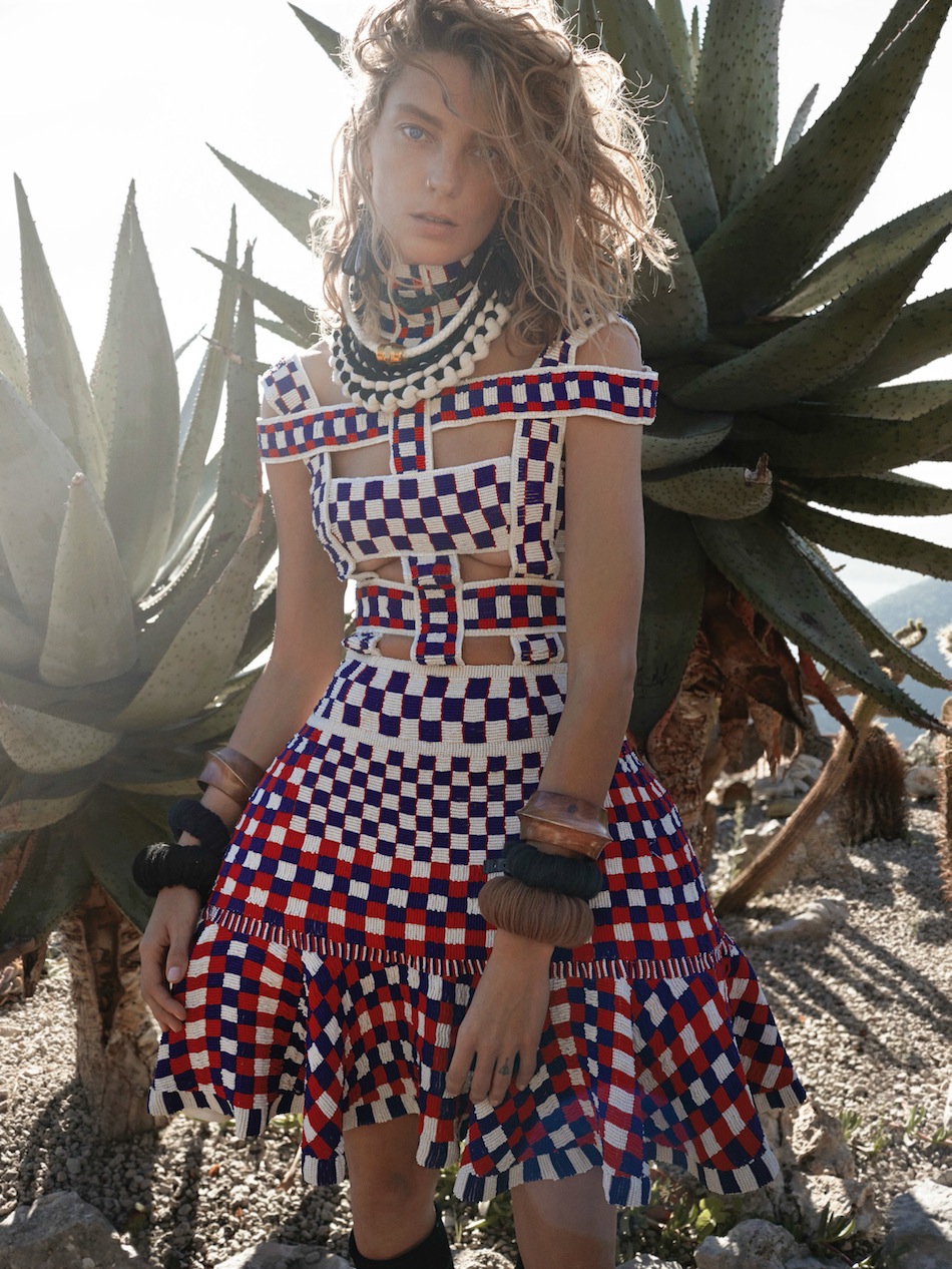Daria Werbowy in Vogue UK March 2014 by Mario Testino