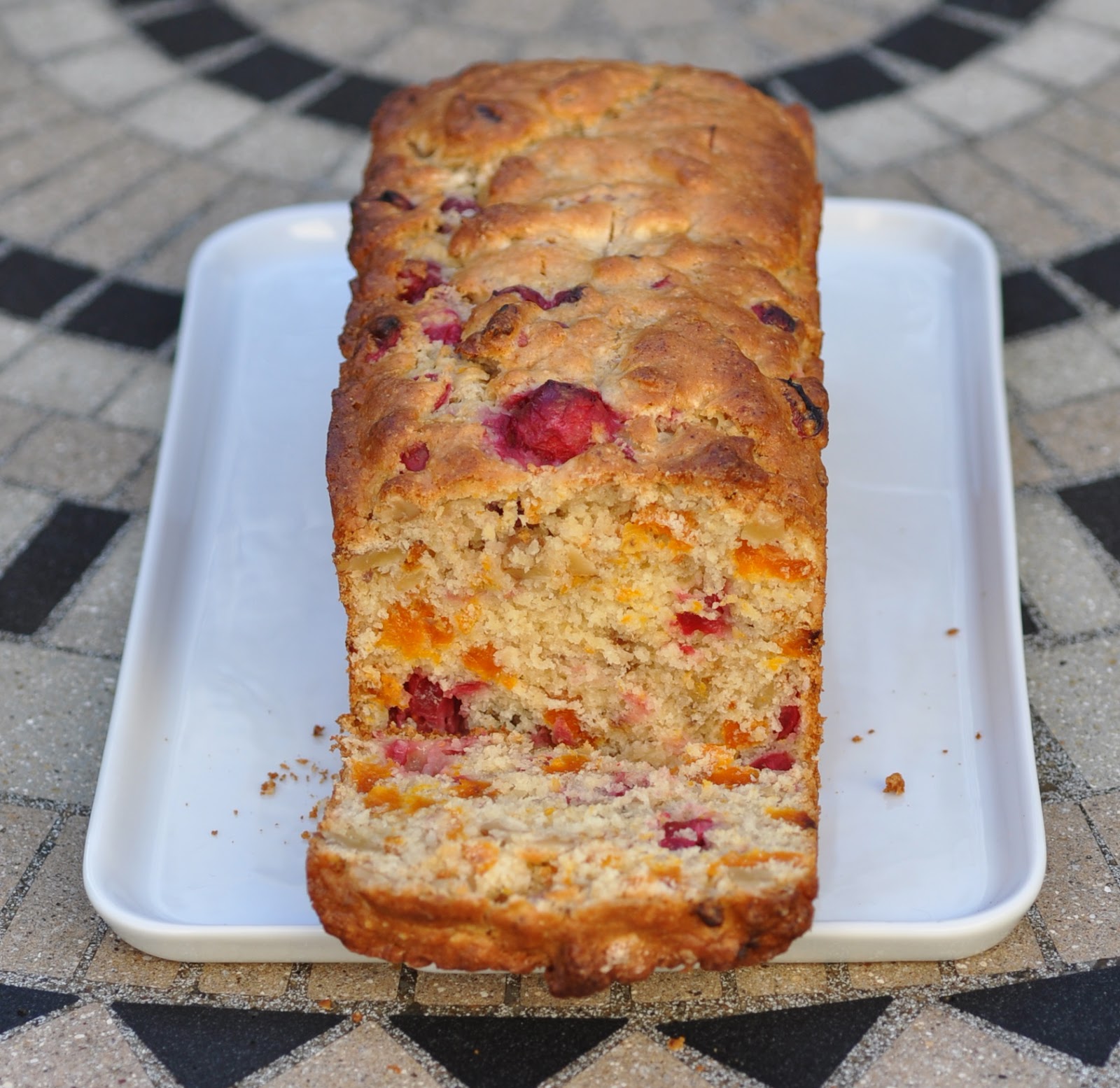 Lethally Delicious Daring Bakers Cranberry Orange Apricot Bread