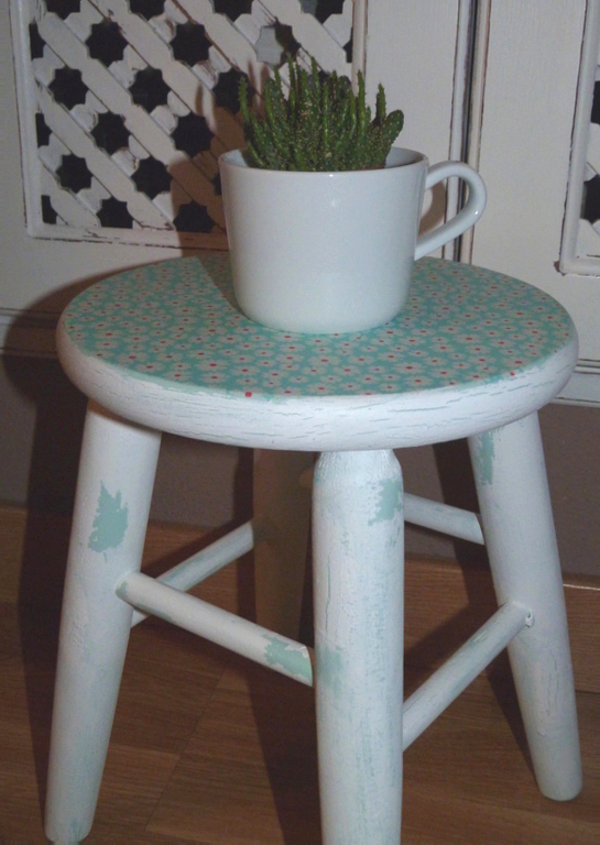 isabelvintage-vintage-taburete-decorado-decoupage