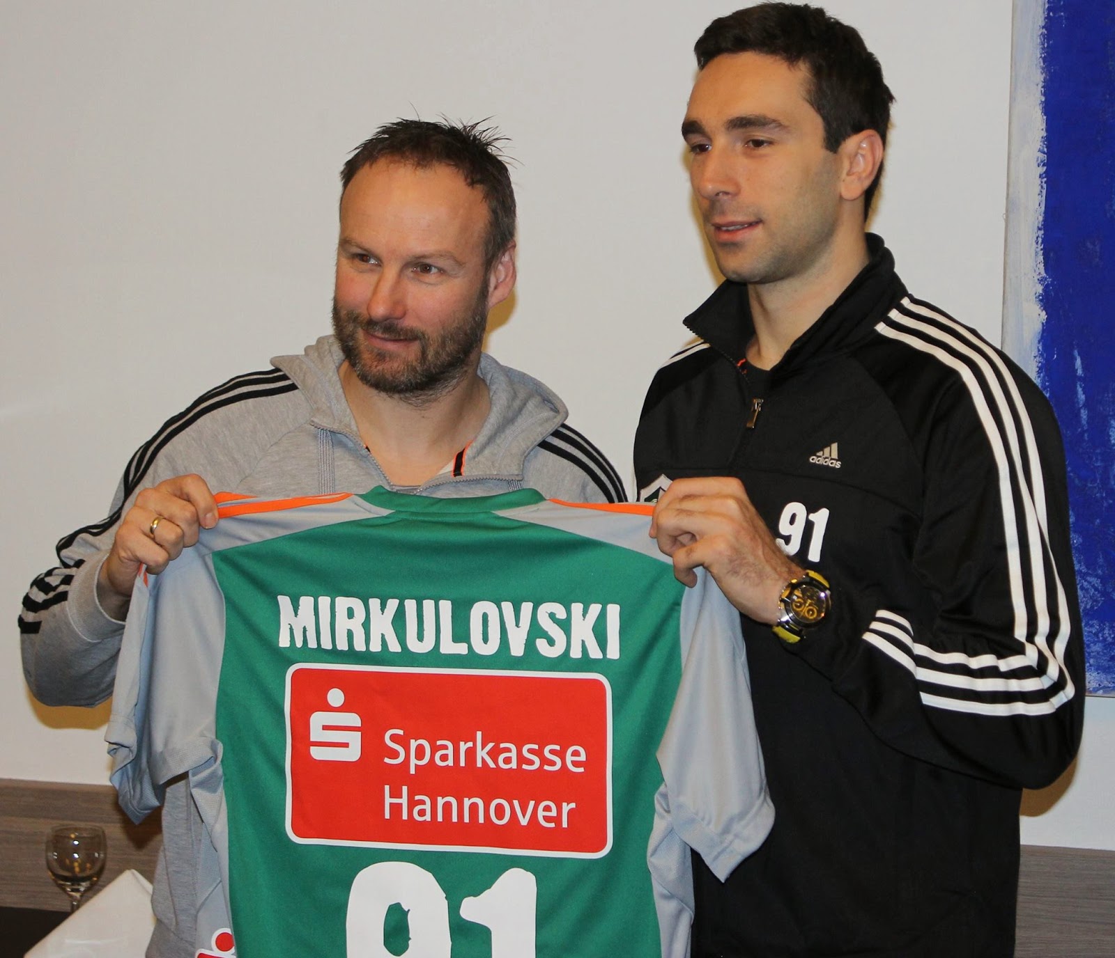 Nationalspieler Mirkulovski verstärkt HandballBundesligist TSV