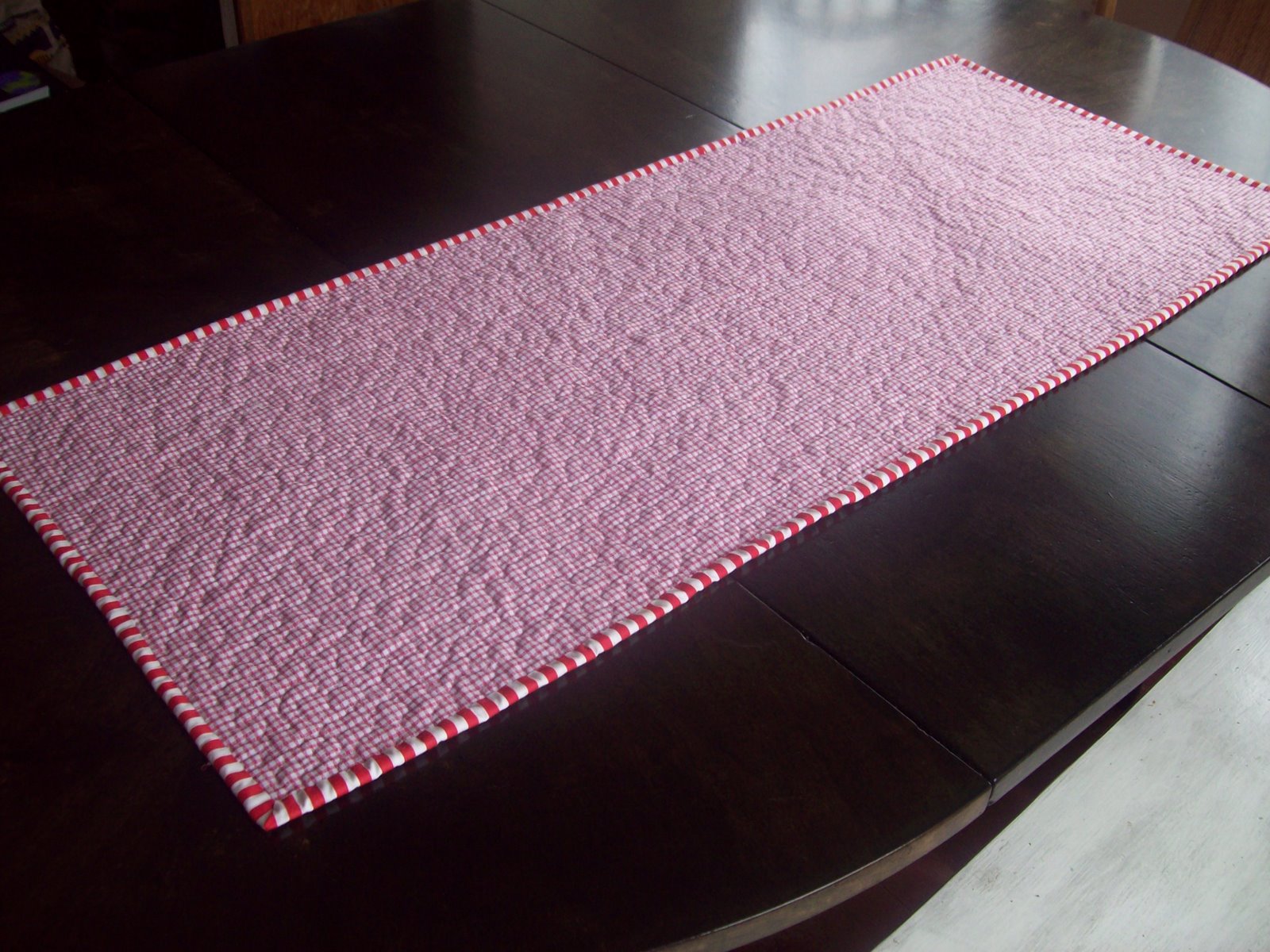 My Quilt Diet... Heat Resistant Table Runner