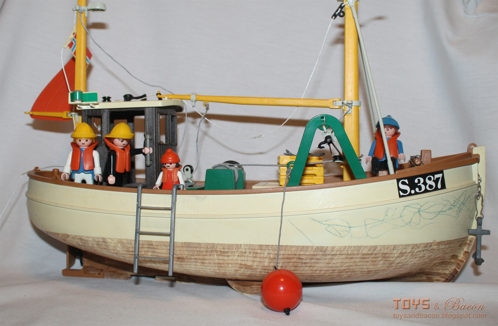 how to build a fishing boat