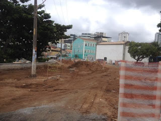 Ainda tem muito obra pela frente Ainda tem muito obra pela frente