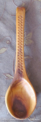 сувенирная резная деревянная ложка