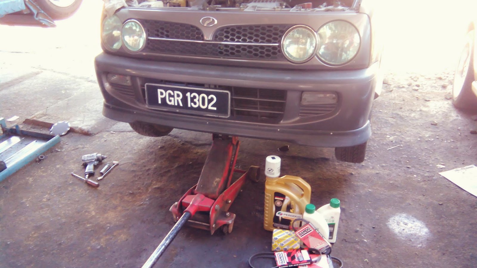 P44 Autoworks: Perodua Service