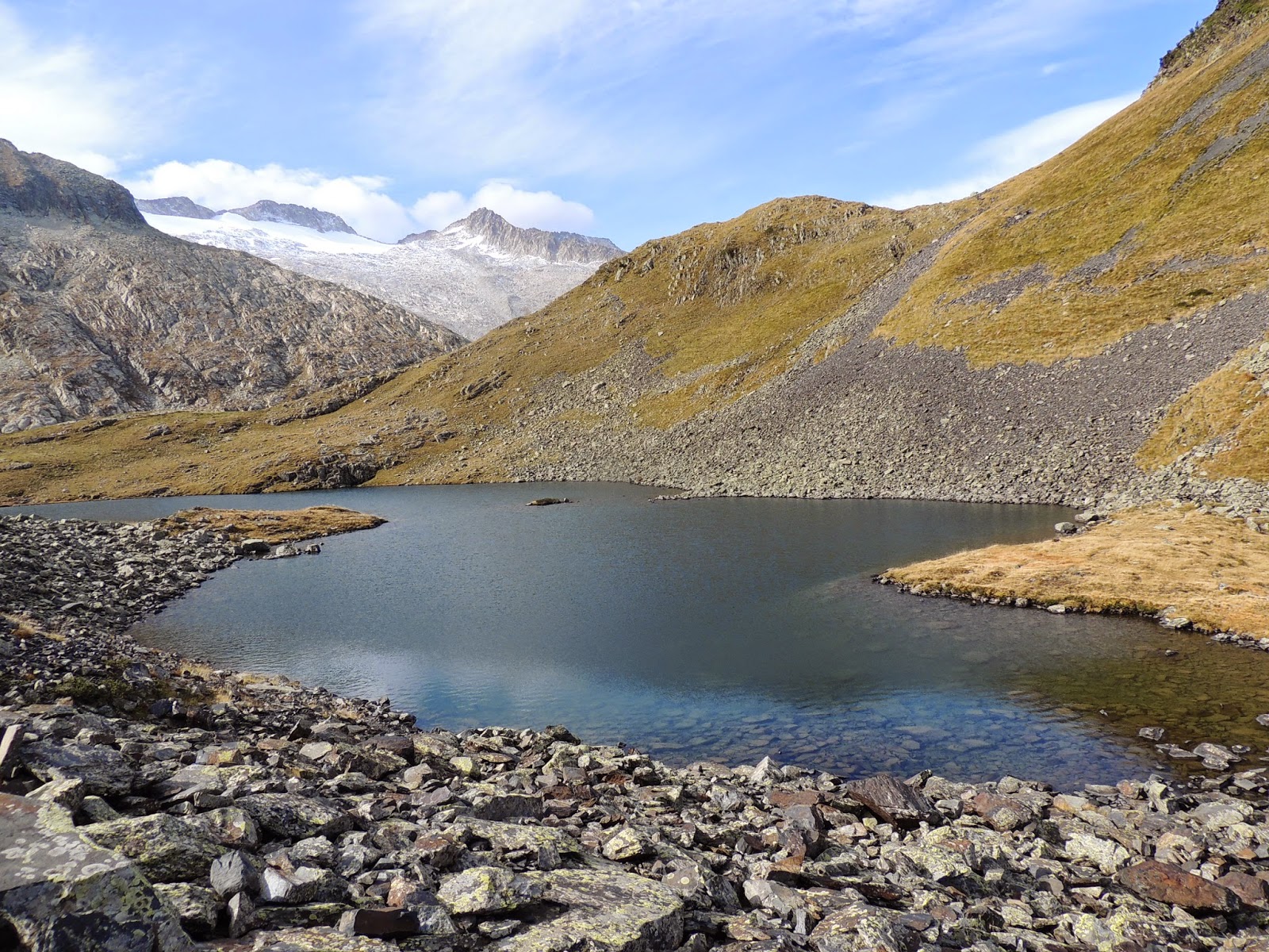 Les Pyrénées Photos, randonnées, paysages et rencontres Le Lac deth