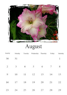 Freebie calendar August