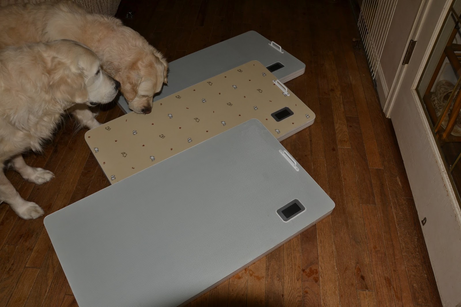 メーカー直送品  改良版 ハンドメイド　大型犬用の体重計 犬用品