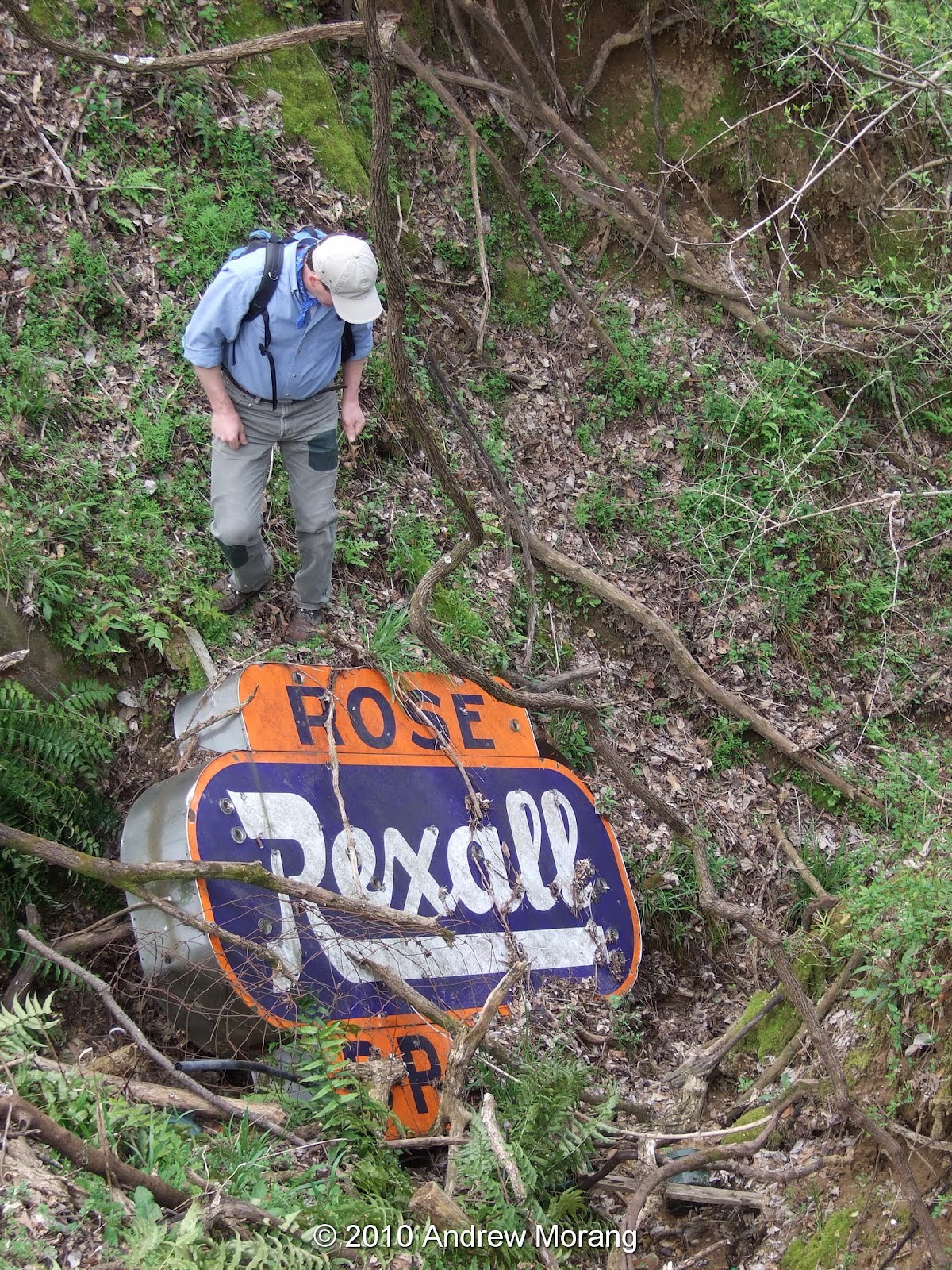 Urban Decay The end of the road Short Sherman Avenue, Vicksburg, MS