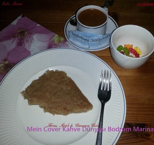100 Selin Asansu Honey, Apple & Cinnamon Cake à la Kahve Dünyası