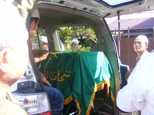 Contoh Berita Duka Cita Bahasa Jawa Wara Wara Lelayu Diberi Sehat Harus Manfaat